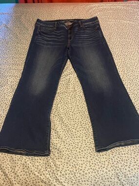 American Eagle Outfitters Women's Dark Blue Favorite Boyfriend Jeans